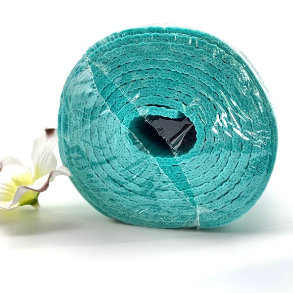 TRADED -  
NWT MYTAGALONGS Palm Tree Yoga Mat - Picture 8 of 11